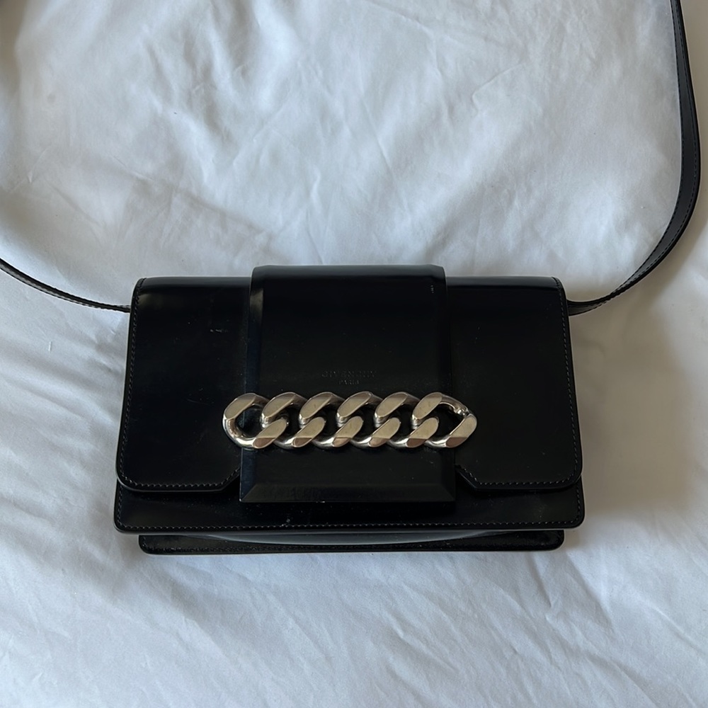 GIVENCHY INFINITY SHOULDER BAG